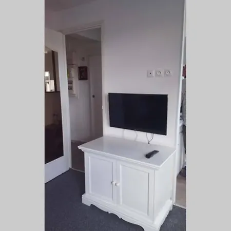 Apartment Duplex 1 Station Tramway Aeroport Paris-orly